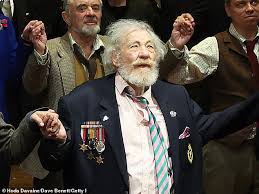 Actor Sir Ian McKellen Pull Out of Tour After Onstage Accident
