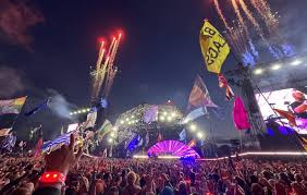 First Glastonbury Tickets Sold Out in 30  Minutes